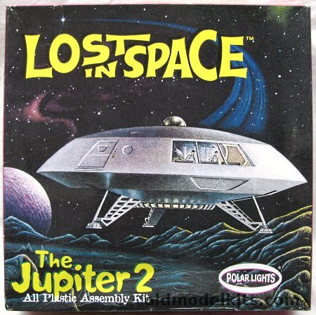 Polar Lights 1/60 Jupiter 2 Spacecraft  Lost in Space - With Interior, 5033 plastic model kit